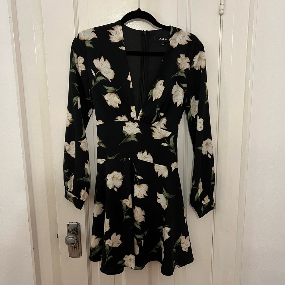 Risqué Floral Print Summer dress Size S $40